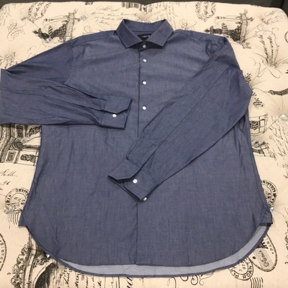 1670 Slim-Fit Dress Shirt - Picture 5 of 6